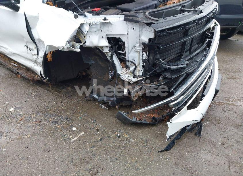 Photo 6 of 2022 Chevrolet Tahoe 4WD LT (VIN 1GNSKNKD0NR180090)