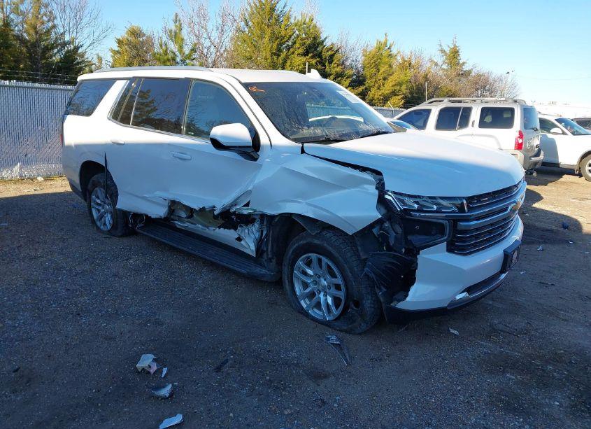 2021 Chevrolet Tahoe 4WD LT (VIN 1GNSKNKD1MR151972) main photo