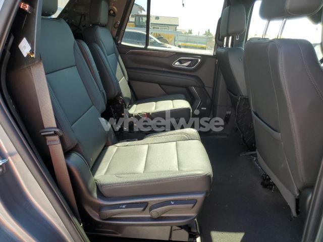 Photo 10 of 2022 CHEVROLET TAHOE K1500 LT (VIN 1GNSKNKD2NR314615)