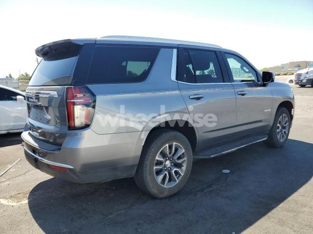 Photo 13 of 2022 CHEVROLET TAHOE K1500 LT (VIN 1GNSKNKD2NR314615)