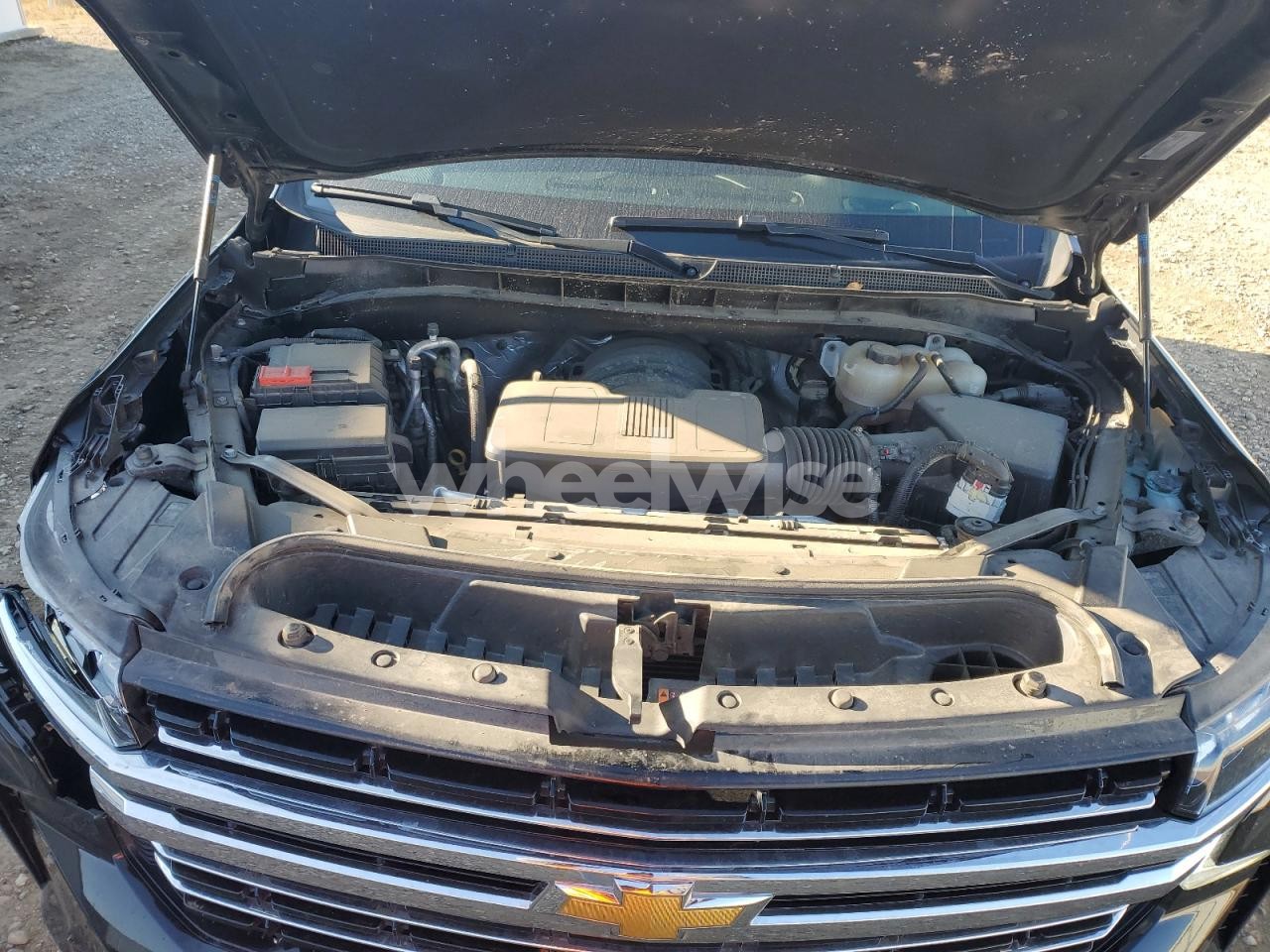 Photo 12 of 2024 CHEVROLET TAHOE K1500 LT (VIN 1GNSKNKD2RR124836)