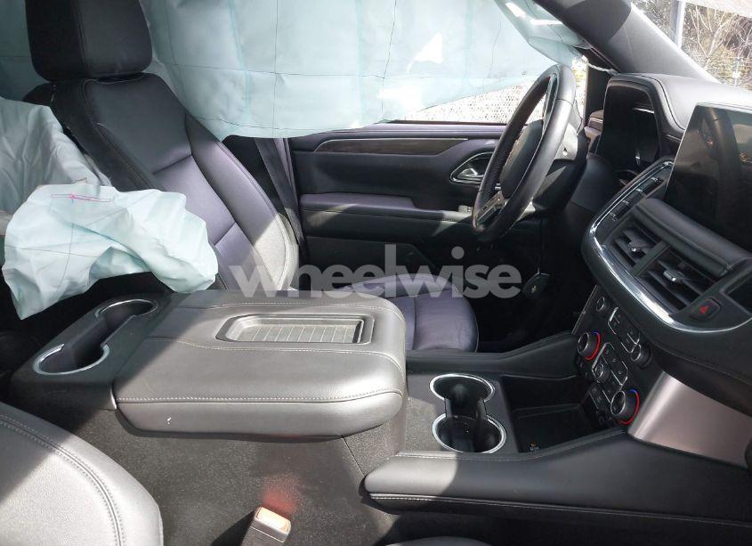 Photo 5 of 2022 Chevrolet Tahoe 4WD LT (VIN 1GNSKNKD3NR330130)