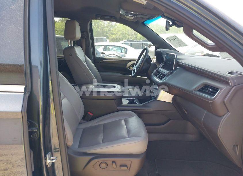 Photo 5 of 2021 Chevrolet Tahoe 4WD LT (VIN 1GNSKNKD4MR250981)