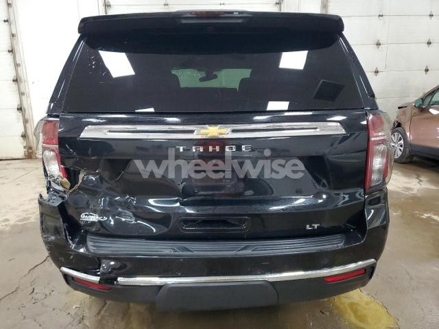 Photo 2 of 2021 CHEVROLET TAHOE K1500 LT (VIN 1GNSKNKD4MR488071)