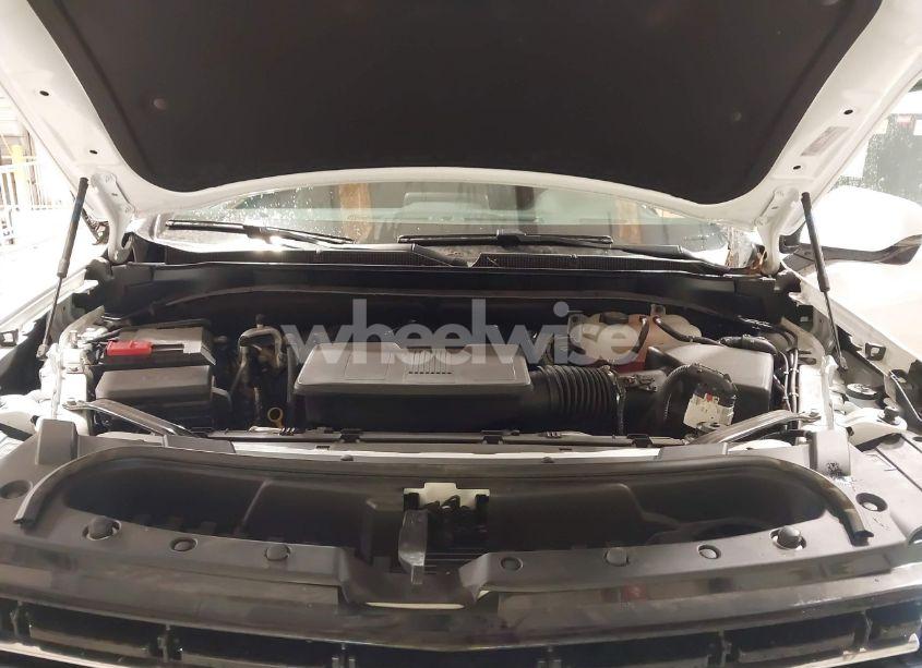 Photo 10 of 2024 Chevrolet Tahoe 4WD LT (VIN 1GNSKNKD4RR208138)