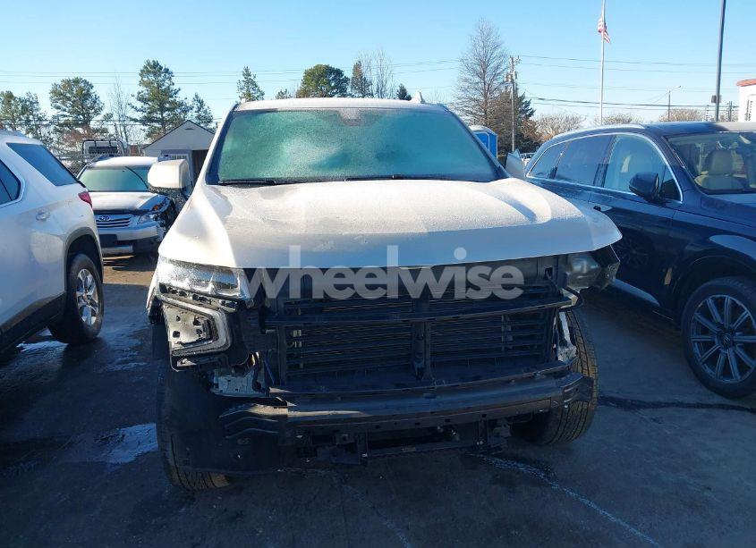 Photo 13 of 2022 Chevrolet Tahoe 4WD LT (VIN 1GNSKNKD5NR280427)