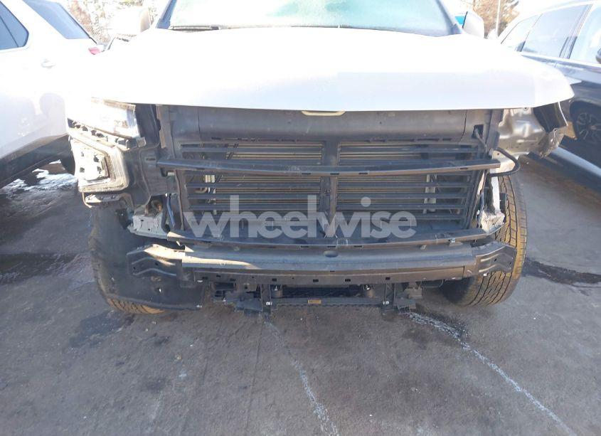 Photo 6 of 2022 Chevrolet Tahoe 4WD LT (VIN 1GNSKNKD5NR280427)