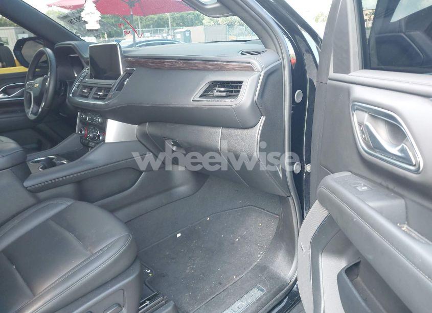 Photo 5 of 2024 Chevrolet Tahoe 4WD LT (VIN 1GNSKNKD5RR239429)