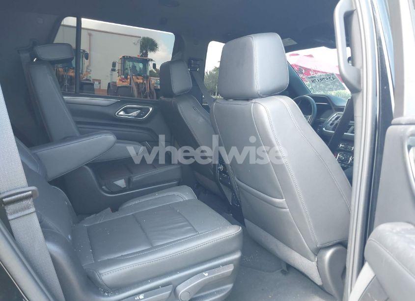 Photo 8 of 2024 Chevrolet Tahoe 4WD LT (VIN 1GNSKNKD5RR239429)