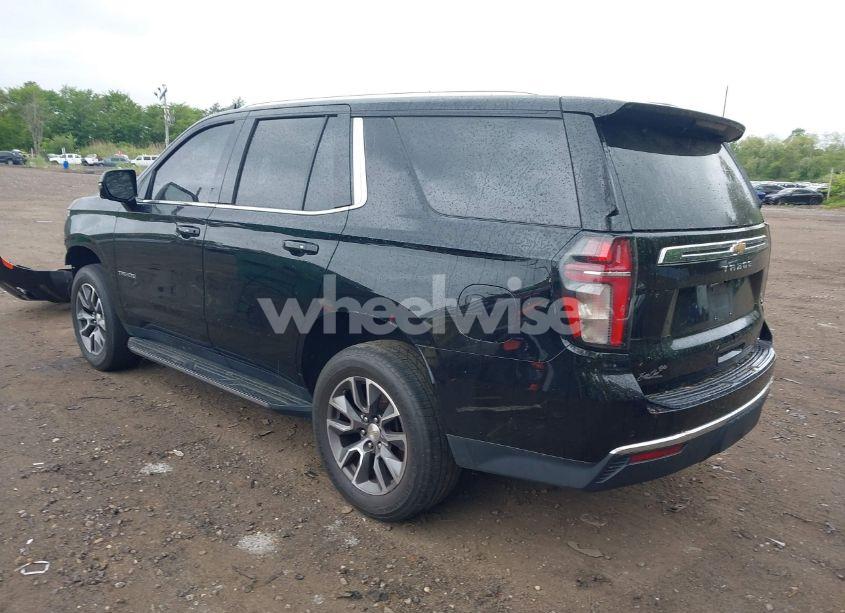 Photo 3 of 2021 Chevrolet Tahoe 4WD LT (VIN 1GNSKNKD6MR108714)