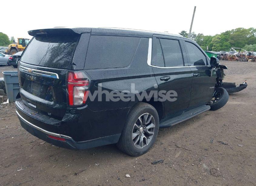 Photo 4 of 2021 Chevrolet Tahoe 4WD LT (VIN 1GNSKNKD6MR108714)