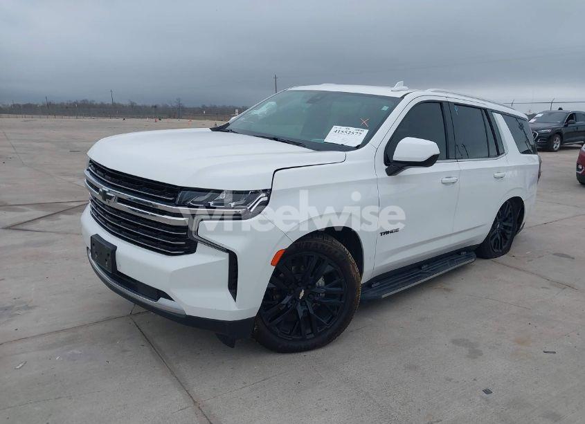 Photo 2 of 2021 Chevrolet Tahoe 4WD LT (VIN 1GNSKNKD8MR432263)