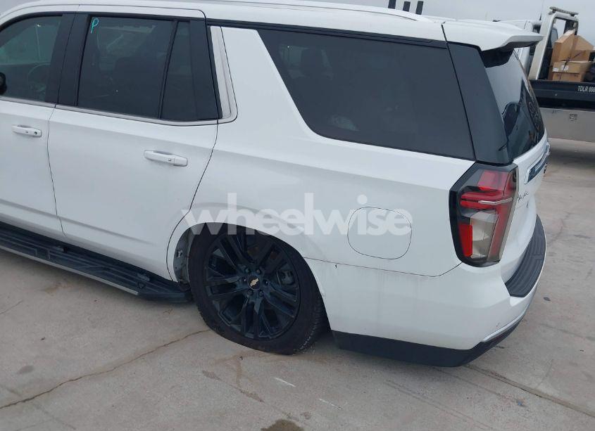 Photo 6 of 2021 Chevrolet Tahoe 4WD LT (VIN 1GNSKNKD8MR432263)