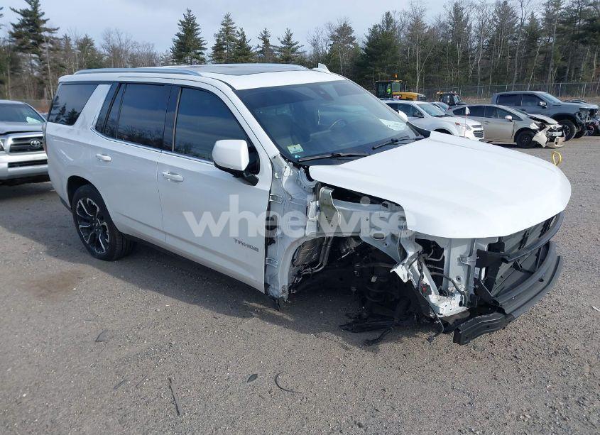 2022 Chevrolet Tahoe 4WD LT (VIN 1GNSKNKD8NR354312) main photo
