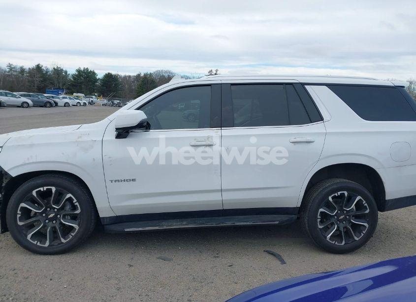 Photo 15 of 2022 Chevrolet Tahoe 4WD LT (VIN 1GNSKNKD8NR354312)