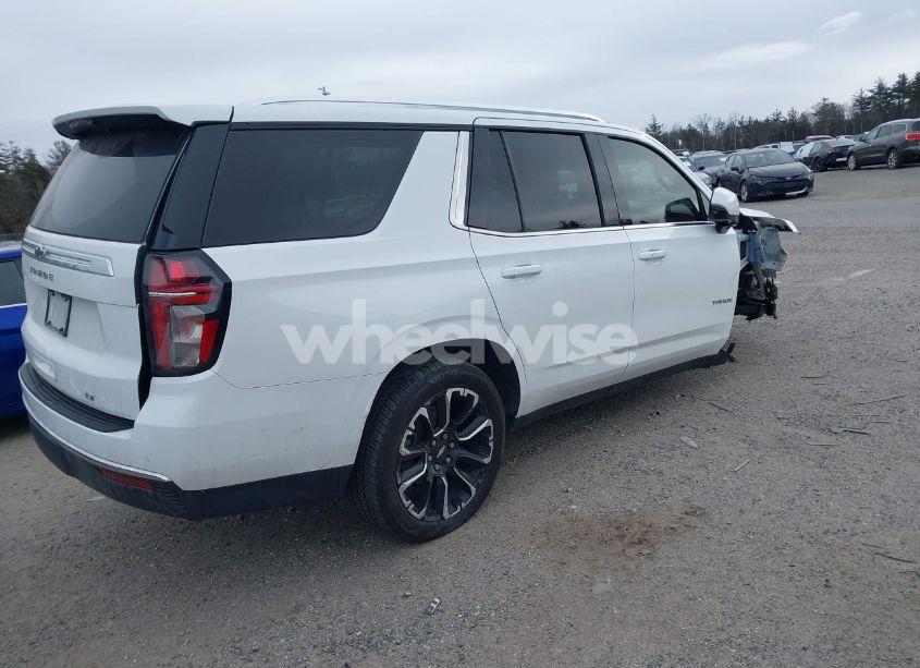 Photo 4 of 2022 Chevrolet Tahoe 4WD LT (VIN 1GNSKNKD8NR354312)