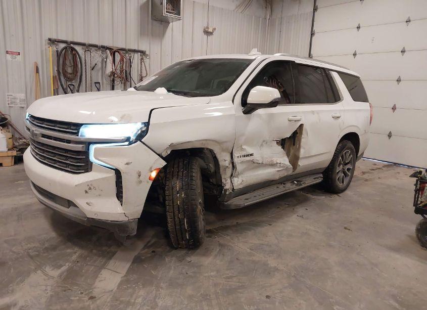 Photo 2 of 2021 Chevrolet Tahoe 4WD LT (VIN 1GNSKNKD9MR215644)