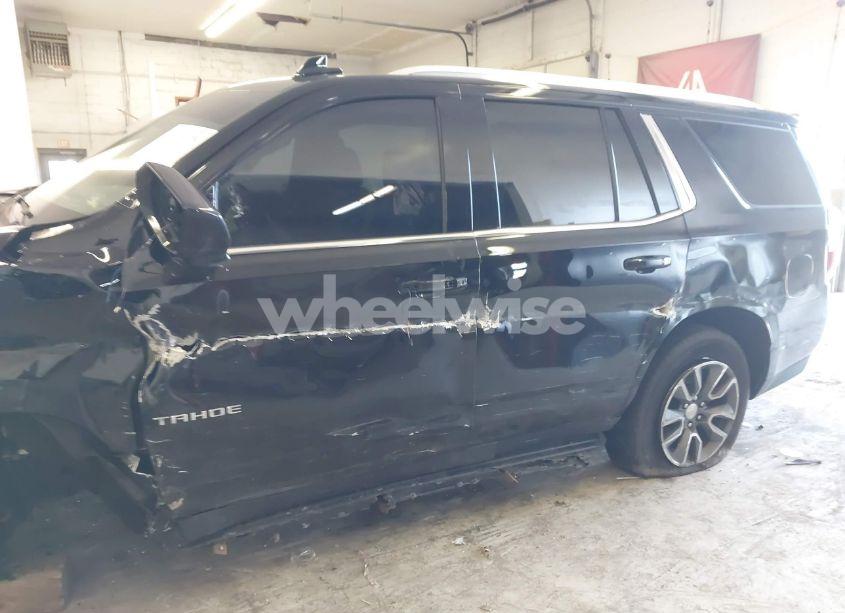 Photo 18 of 2021 Chevrolet Tahoe 4WD LT (VIN 1GNSKNKDXMR218505)