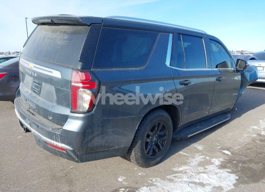 Photo 4 of 2021 Chevrolet Tahoe 4WD LT (VIN 1GNSKNKDXMR371904)