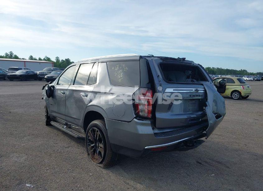 Photo 3 of 2021 Chevrolet Tahoe 4WD LT (VIN 1GNSKNKDXMR414928)