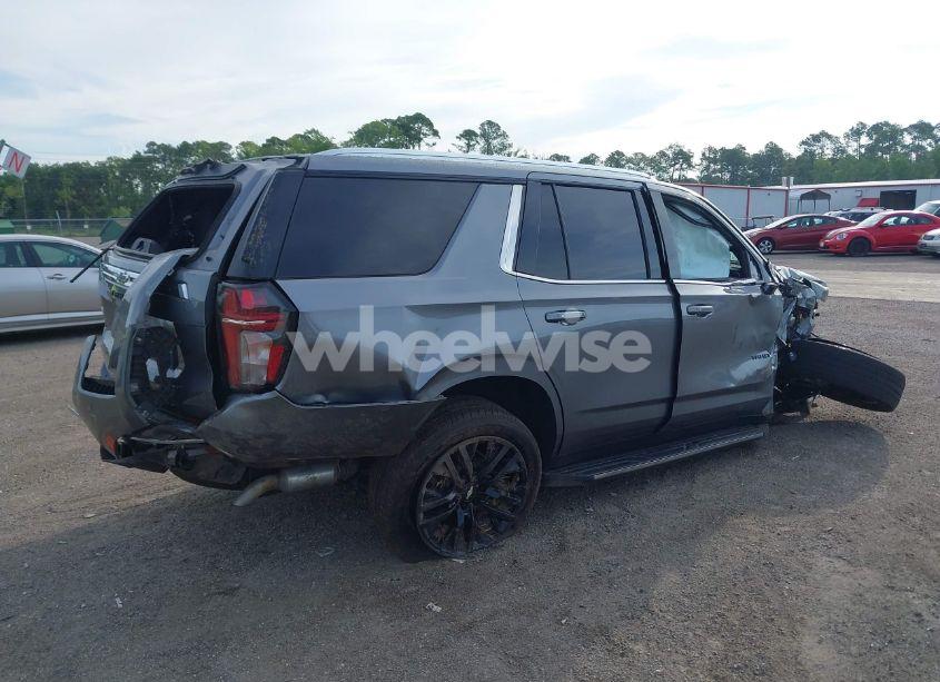 Photo 4 of 2021 Chevrolet Tahoe 4WD LT (VIN 1GNSKNKDXMR414928)