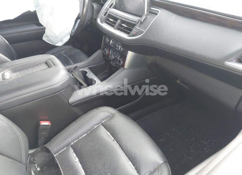 Photo 5 of 2021 Chevrolet Tahoe 4WD LT (VIN 1GNSKNKDXMR414928)