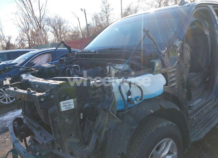 Photo 6 of 2022 Chevrolet Tahoe 4WD LT (VIN 1GNSKNKDXNR312014)