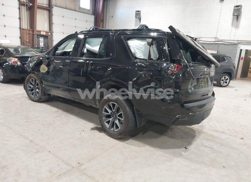 Photo 3 of 2021 Chevrolet Tahoe 4WD Z71 (VIN 1GNSKPKD0MR109854)