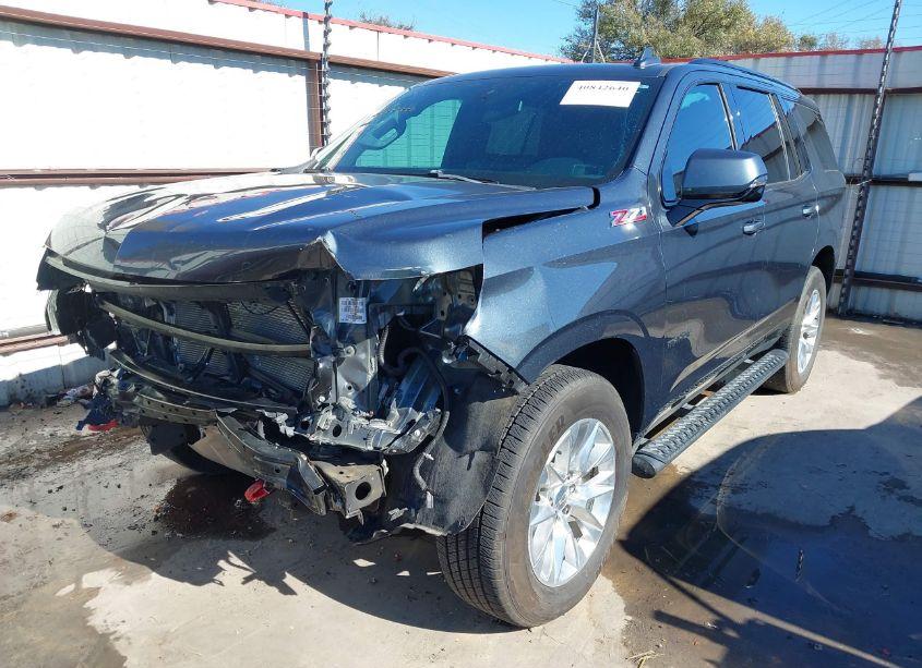 Photo 2 of 2021 Chevrolet Tahoe 4WD Z71 (VIN 1GNSKPKD0MR130669)