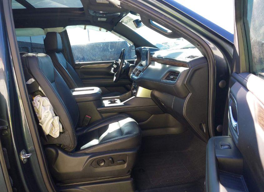 Photo 5 of 2021 Chevrolet Tahoe 4WD Z71 (VIN 1GNSKPKD0MR130669)