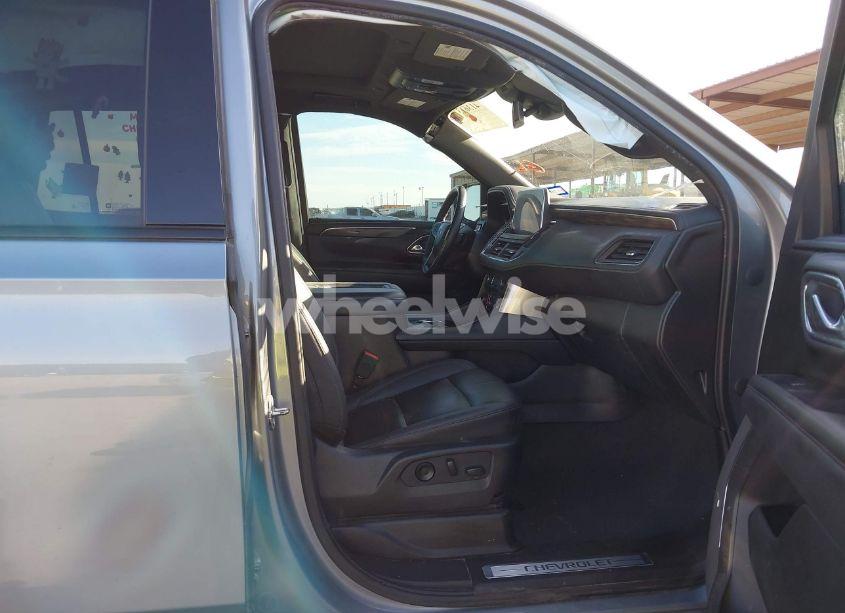 Photo 5 of 2023 Chevrolet Tahoe 4WD Z71 (VIN 1GNSKPKD0PR218416)