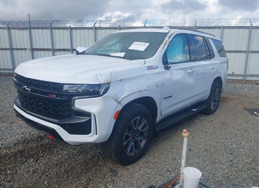 Photo 2 of 2024 Chevrolet Tahoe 4WD Z71 (VIN 1GNSKPKD0RR399584)