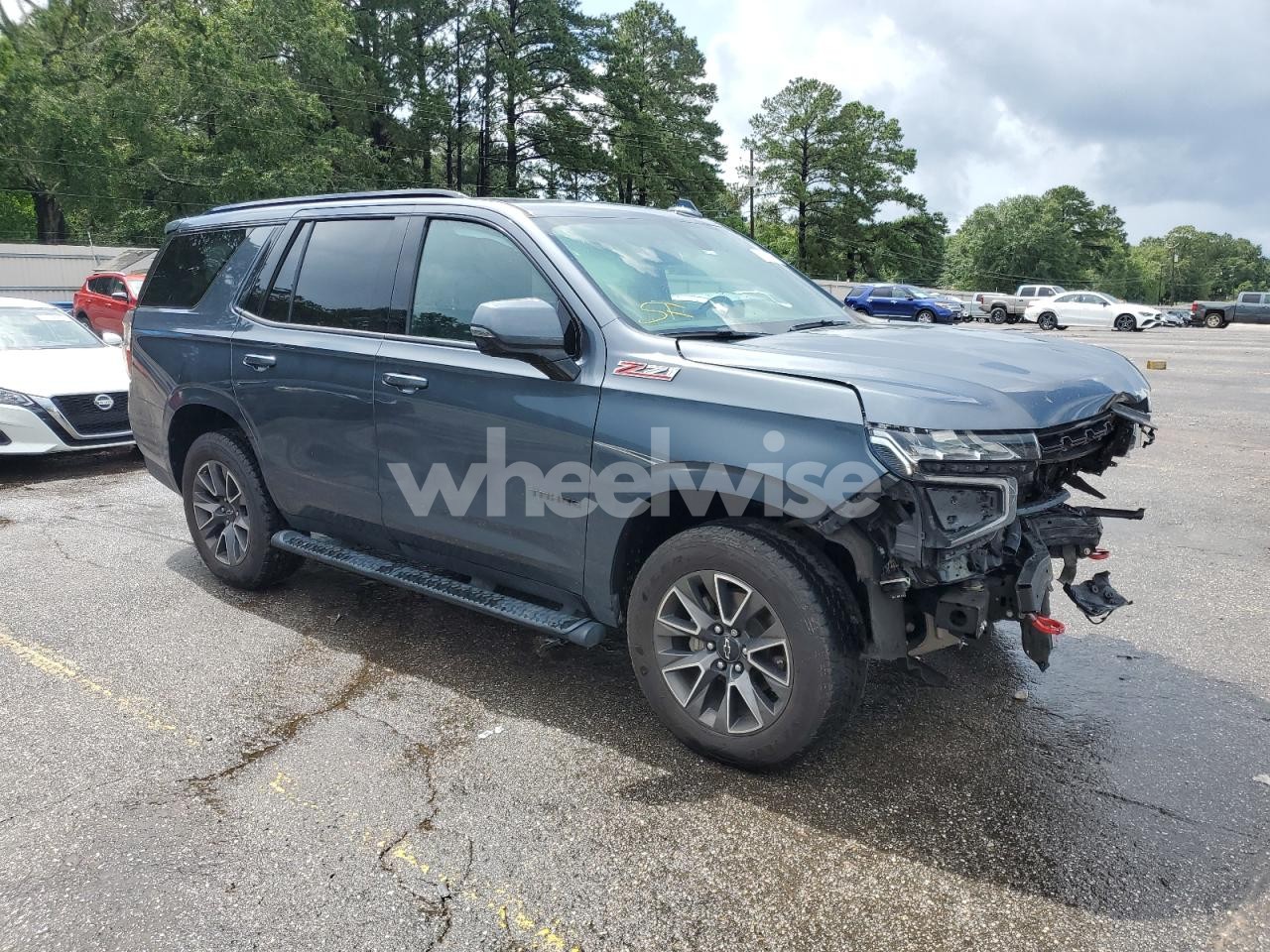 Photo 4 of 2021 CHEVROLET TAHOE K1500 Z71 (VIN 1GNSKPKD1MR222776)