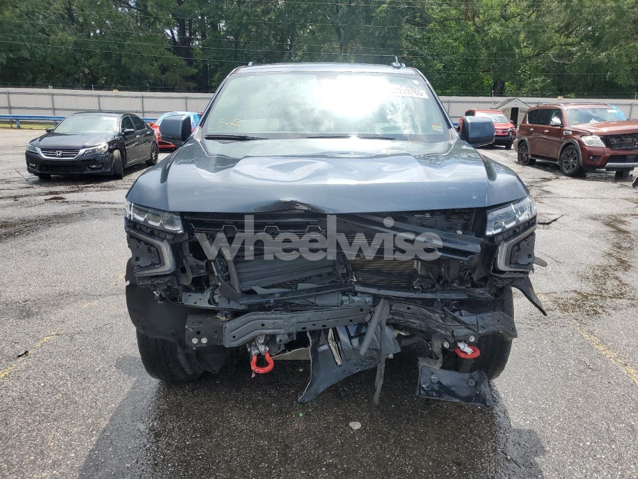 Photo 5 of 2021 CHEVROLET TAHOE K1500 Z71 (VIN 1GNSKPKD1MR222776)