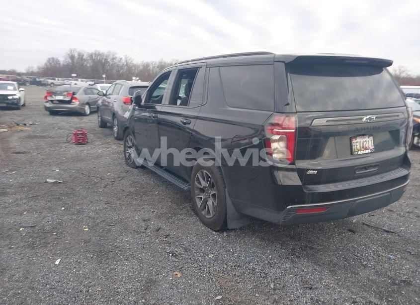 Photo 3 of 2021 Chevrolet Tahoe 4WD Z71 (VIN 1GNSKPKD1MR491988)