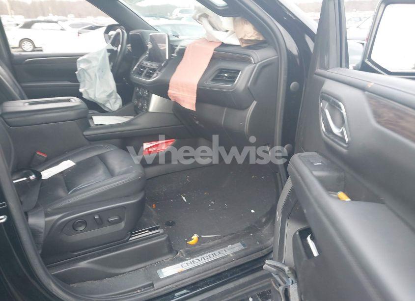 Photo 5 of 2021 Chevrolet Tahoe 4WD Z71 (VIN 1GNSKPKD1MR491988)