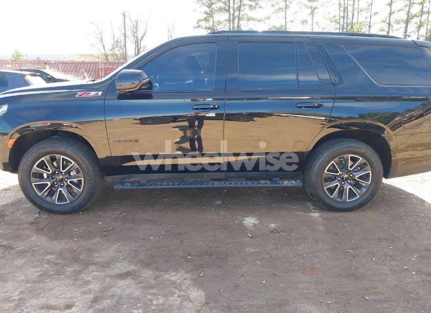 Photo 14 of 2022 Chevrolet Tahoe 4WD Z71 (VIN 1GNSKPKD1NR185780)