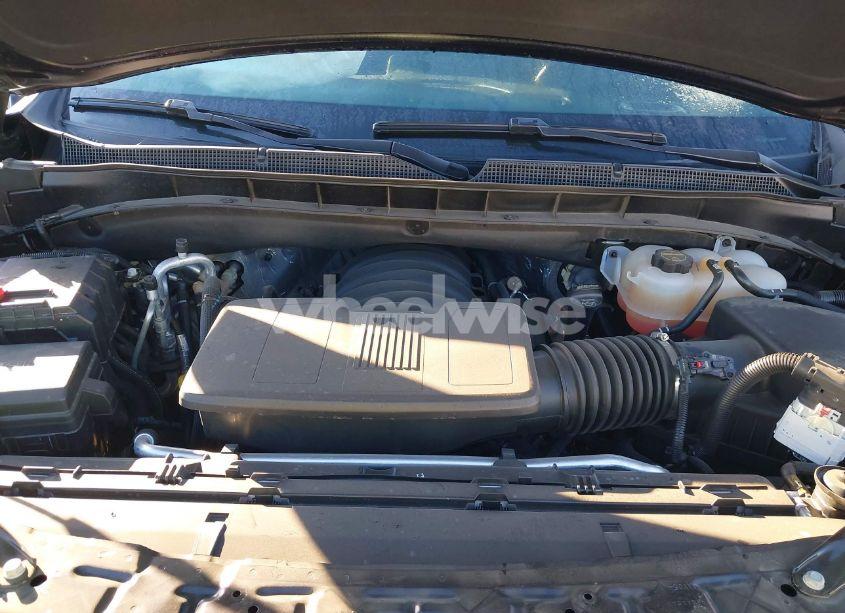 Photo 10 of 2024 Chevrolet Tahoe 4WD Z71 (VIN 1GNSKPKD2RR215018)