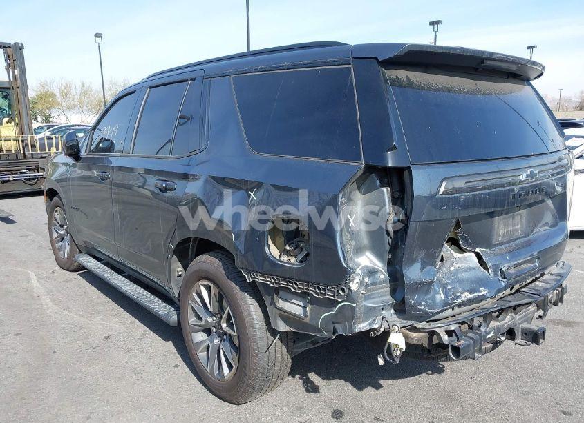 Photo 3 of 2021 Chevrolet Tahoe 4WD Z71 (VIN 1GNSKPKD3MR323138)