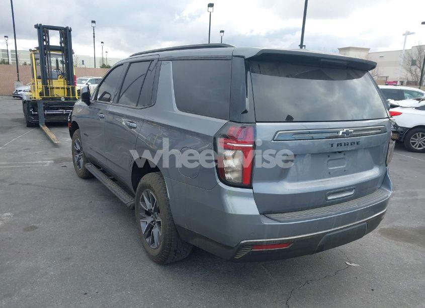 Photo 3 of 2022 Chevrolet Tahoe 4WD Z71 (VIN 1GNSKPKD3NR265727)