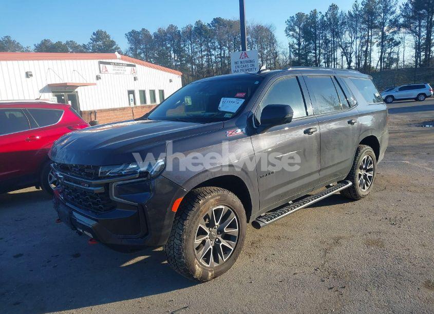 Photo 2 of 2022 Chevrolet Tahoe 4WD Z71 (VIN 1GNSKPKD3NR277652)