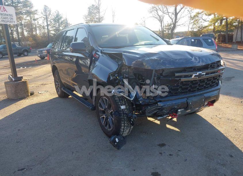 Photo 6 of 2022 Chevrolet Tahoe 4WD Z71 (VIN 1GNSKPKD3NR277652)