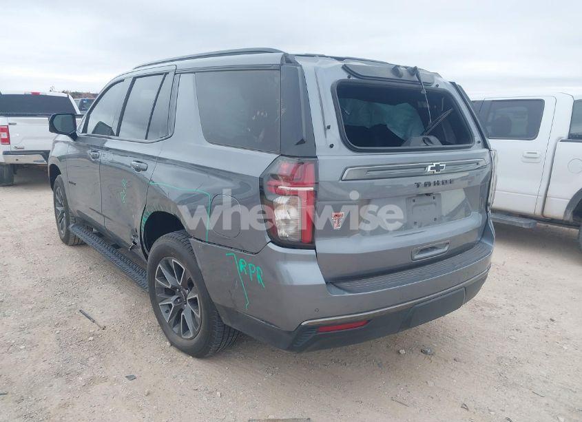 Photo 3 of 2022 Chevrolet Tahoe 4WD Z71 (VIN 1GNSKPKD3NR304672)