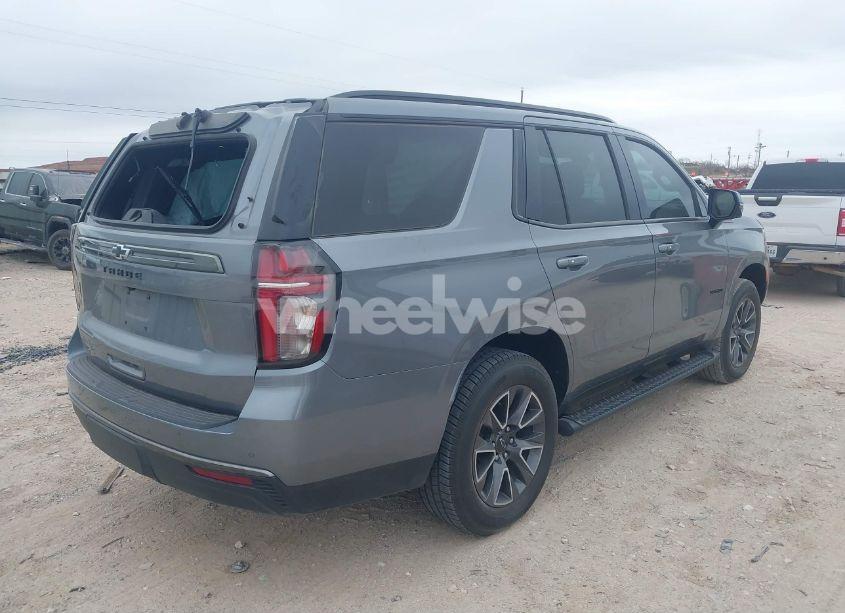 Photo 4 of 2022 Chevrolet Tahoe 4WD Z71 (VIN 1GNSKPKD3NR304672)