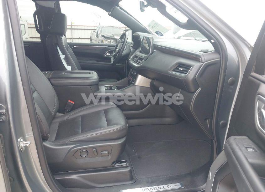 Photo 5 of 2022 Chevrolet Tahoe 4WD Z71 (VIN 1GNSKPKD3NR304672)