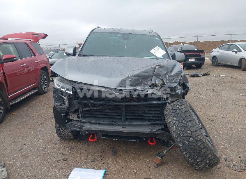 Photo 12 of 2022 Chevrolet Tahoe 4WD Z71 (VIN 1GNSKPKD4NR117277)