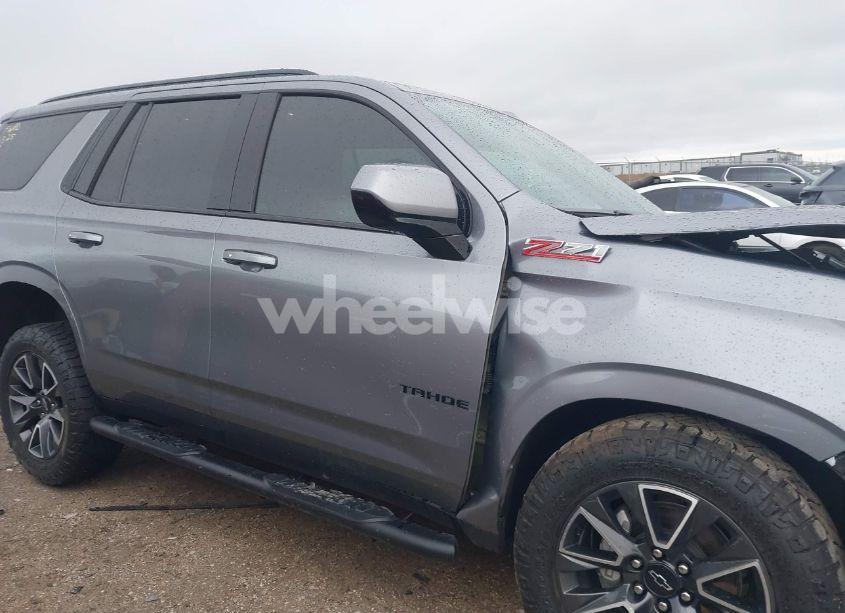 Photo 13 of 2022 Chevrolet Tahoe 4WD Z71 (VIN 1GNSKPKD4NR117277)