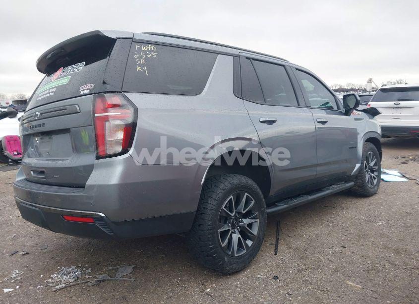 Photo 4 of 2022 Chevrolet Tahoe 4WD Z71 (VIN 1GNSKPKD4NR117277)