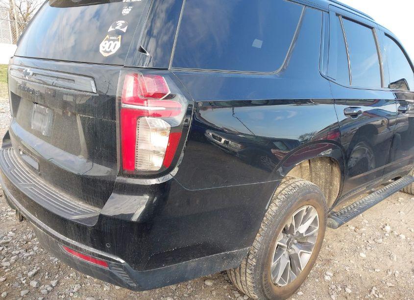 Photo 4 of 2021 Chevrolet Tahoe 4WD Z71 (VIN 1GNSKPKD5MR215023)