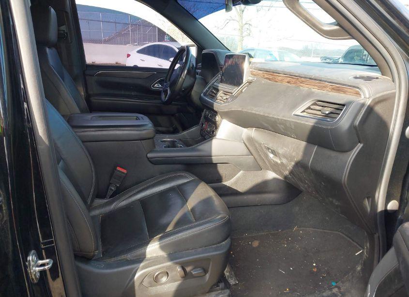 Photo 5 of 2021 Chevrolet Tahoe 4WD Z71 (VIN 1GNSKPKD5MR215023)